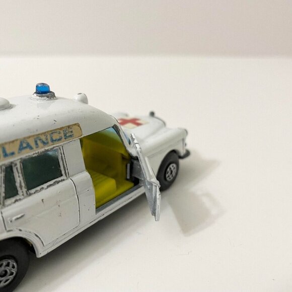 Matchbox Speed Kings Lesney Mercedes Benz Binz Ambulance K63 Diecast - Picture 14 of 16